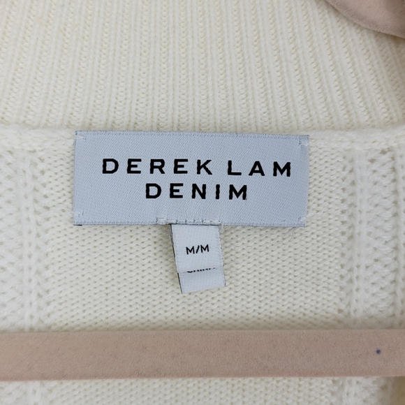 Derek Lam White V-Neck Sweater; M; 100% wool - Picture 7 of 13